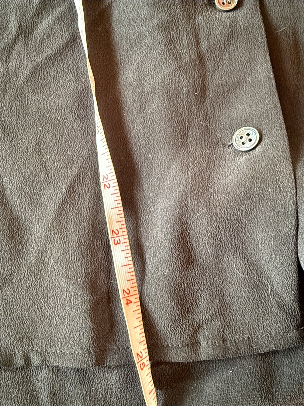 Equipment 100% silk Black Lightweight Button-Front Shirt - Picture 12 of 13